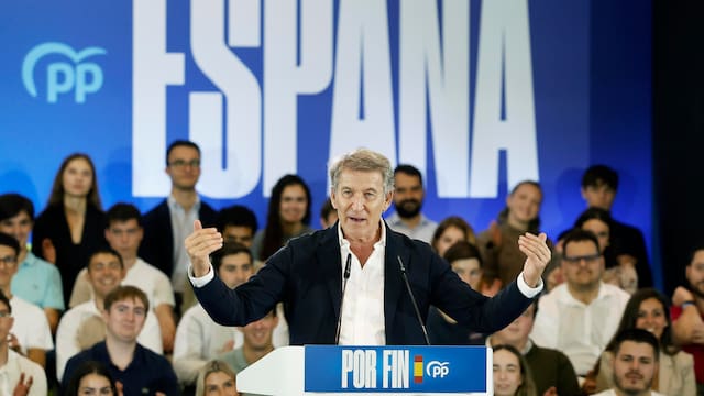 Feijóo promete una ley antiokupaciones tras el 29N: encarga a Albiol expulsar a los okupas en 48 horas