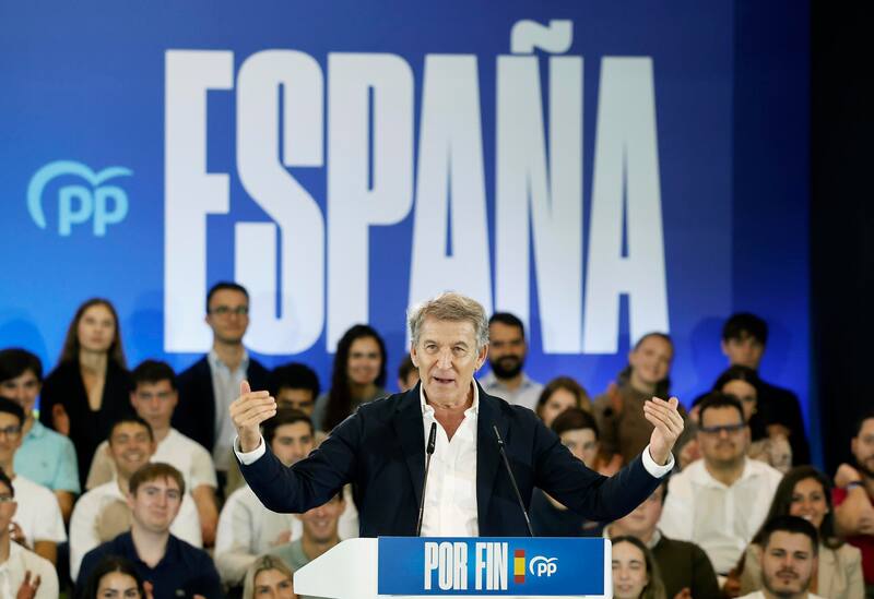 El partido apuesta por perfiles distintos para reforzar su lista en la capital.
