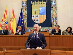 Azcón es reelegido como presidente de Aragón con el apoyo del Vox y defiende la “prioridad nacional”