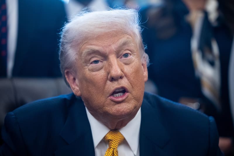 El presidente Donald Trump presentó su propuesta de presupuesto para 2027 con un pedido histórico: 1,5 billones de dólares para defensa. Fuente: archivo.