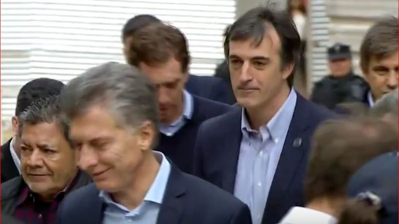 El presidente Macri junto al primer candidato a senador por la provincia de Buenos Aires, Esteban Bullrich.