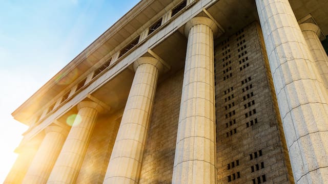 El Gobierno recortó más de $4 millones del Presupuesto General de la Nación y afecta a educación, salud y programas sociales