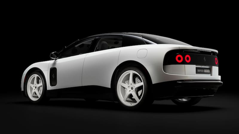 El primer Ferrari eléctrico fue vendido por más de 30 millones de euros.