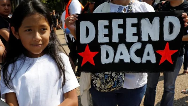 El programa de Acción Diferida para los Llegados en la Infancia (DACA) protege a más de 500 mil inmigrantes de deportaciones. Fuente: Reuters.