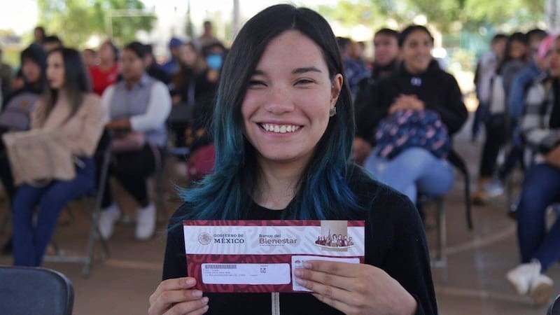 El programa del Gobierno de México busca que más jóvenes se inserten en el mundo laboral. Jóvenes Construyendo el Futuro 2026.