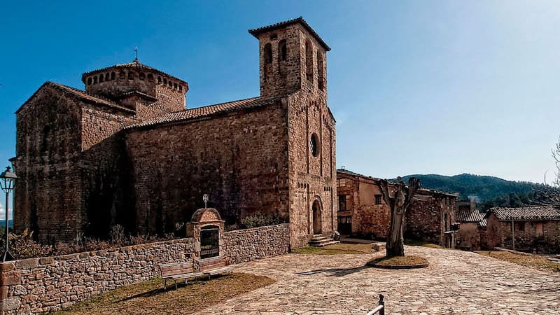 El pueblito catalán que todos ignoraron: está rodeado de montañas, tiene 26 habitantes y conserva un tesoro románico del siglo XI. Foto: Turisme La Pobla de Lillet