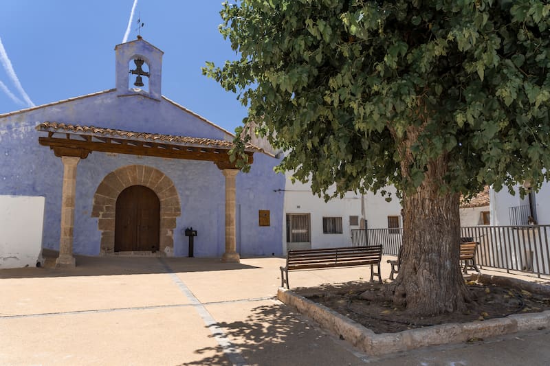 El pueblo medieval de Valencia que pocos conocen: tiene piscinas naturales y una de las rutas más bonitas de España (foto: Shutterstock)