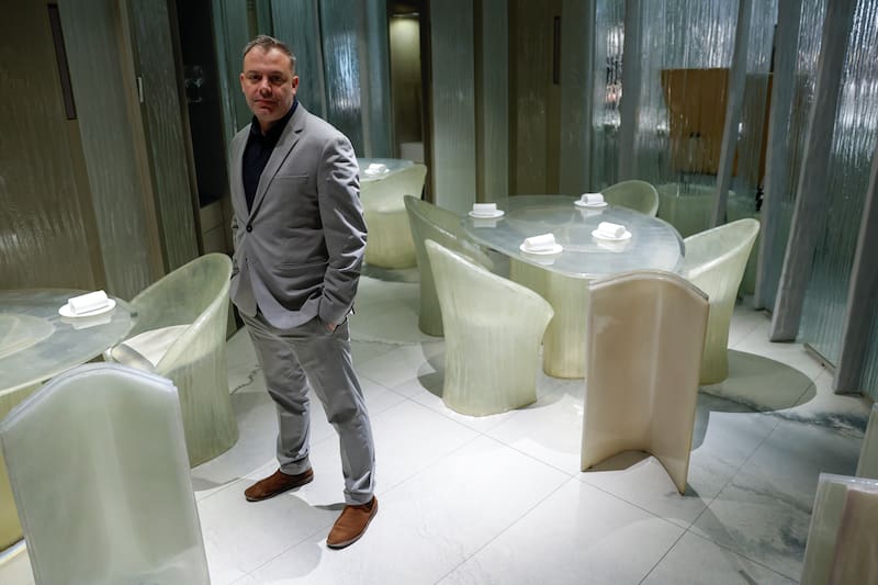 Enigma, liderado por Albert Adrià y con la gestión de Xavi Alba, recibió su segunda estrella en una gala repleta de emoción y sorpresas.