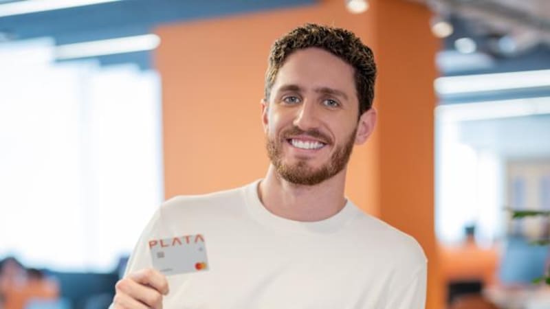 El reto de las instituciones bancarias es crear productos a medida de las necesidades reales de los mexicanos”: Neri Tollardo, CEO y cofundador de Banco Plata.