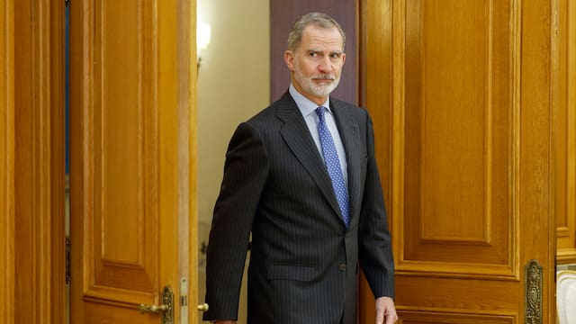 El sueldo del rey Felipe VI aumenta un 1,5% hasta los 290.000 euros este año: quién más cobra un sueldo en la Casa Real