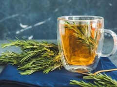 El té de romero | Para qué sirve, cómo potenciar sus beneficios y cuándo tomarlo
