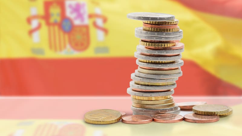 El salario medio en España sube a 33.700 euros en 2024, pero sigue lejos de la media europea