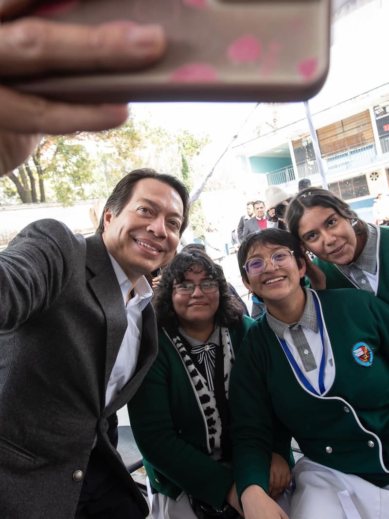 El secretario de Educación Pública, Mario Delgado Carrillo, anunció la construcción de 130 ciberbachilleratos en 2026