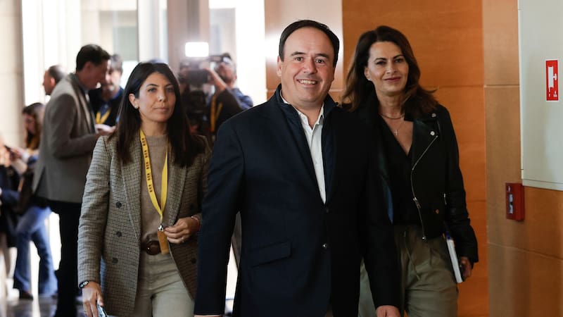 Juanfran Pérez Llorca presenta su candidatura para suceder a Mazón como president de la Generalitat y confía en pactar con Vox antes del pleno de investidura.