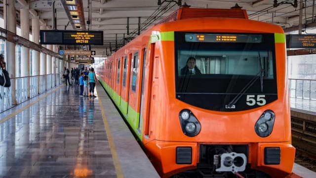El Metro capitalino ajusta las normas y los viajeros ya no estarían autorizados a abordar el vagón con la mochila en la espalda