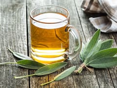 El té que “lo cura todo”: tiene propiedades antiinflamatorias, mejora la memoria y trata con los desórdenes hormonales