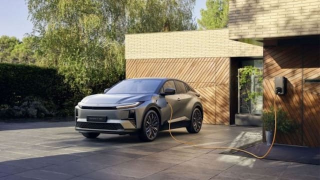 Es el coche Toyota más vendido de mayo y no tiene competencia: bueno, bonito y barato