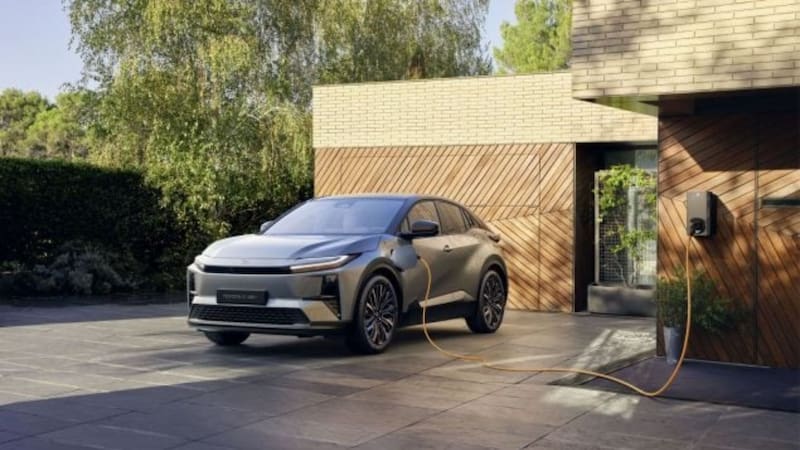 El Toyota C-HR+ es el coche más vendido de mayo.