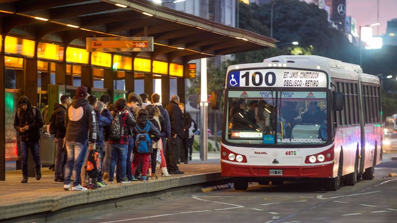 El transporte concentra la mayor parte del gasto familiar y mostró el incremento más pronunciado.