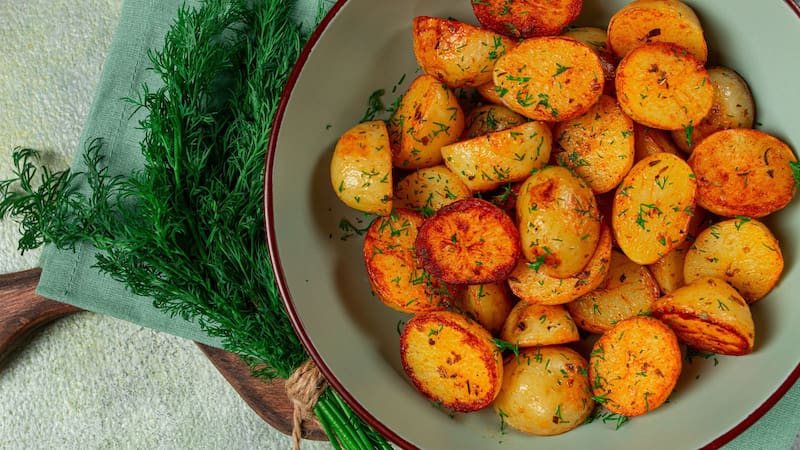 El truco de los mejores chefs del mundo para que las papas no se peguen a la bandeja del horno sin usar aceite
Fuente: Shutterstock