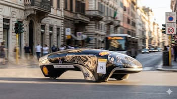 El vehículo ultraligero de 49 kilos que estudiantes desarrollaron desde cero, consume menos de un litro cada 900 kilómetros y es más eficiente que cualquier auto chino