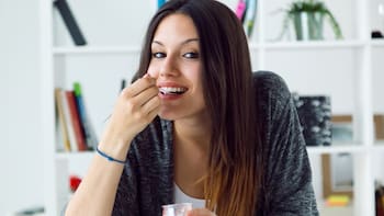 Ni suplementos ni medicamentos: el hábito diario que puede beneficiar a la microbiota intestinal