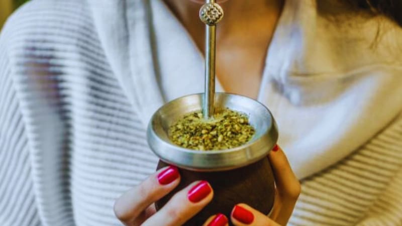 El yuyo para agregar al mate