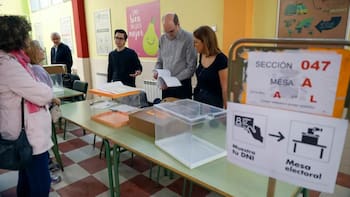 Elecciones Castilla y León 2026: a qué hora abren y cierran los colegios electorales este domingo
