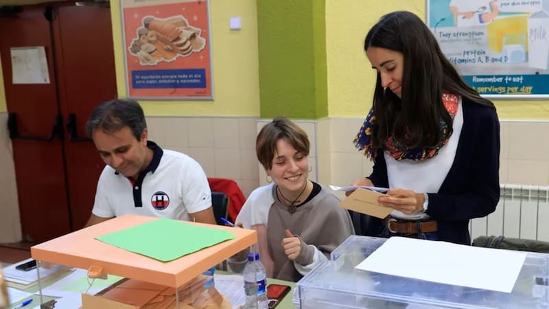 Elecciones Castilla y León 2026: qué pasa si no me presento a la mesa electoral este domingo. Foto: EFE