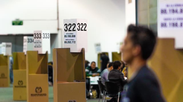 El Gobierno de Petro desplegará 18.000 policías para garantizar la seguridad electoral y se compromete a respetar los resultados