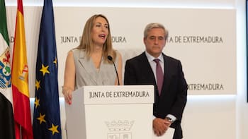 Elecciones | El PP responde a Abascal: “No vamos a permitir que traten a la presidenta de la Junta como un animal de circo”