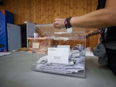 Votantes pendientes por la falta de negociación entre PP y Vox a 12 días del plazo