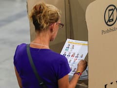 Encuesta Atlas Intel 2026: Cepeda lidera con 37,8 %, seguido por De la Espriella y Valencia