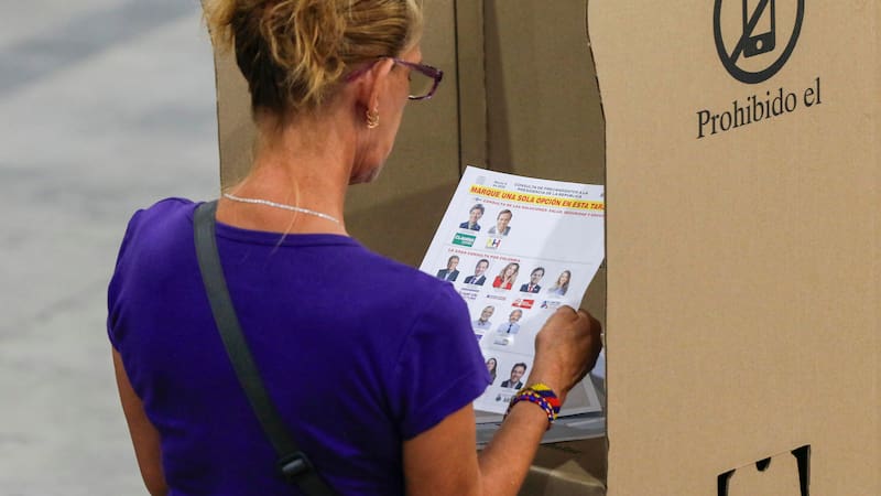 Las elecciones legislativas superaron su ecuador con una alta participación ciudadana, confirmaron las autoridades.