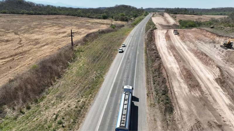 Eliminarán todos los baches y repavimentarán una de las rutas más icónicas de todo el país: la obra que beneficiará a miles de conductores
Fuente: Archivo