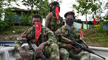 Paro armado del ELN: Petro pide “salir a las fiestas de Navidad sin miedo” pese a la violencia