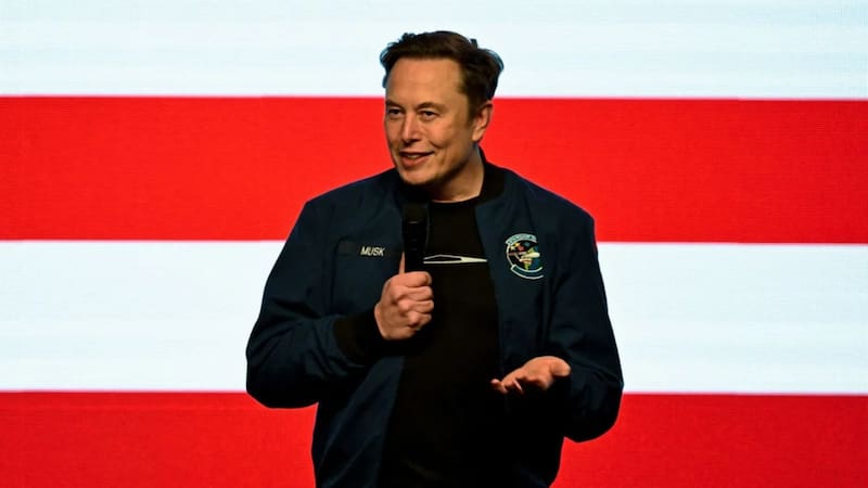 Elon Musk quiere que sus empleados trabajen más y los fines de semana.