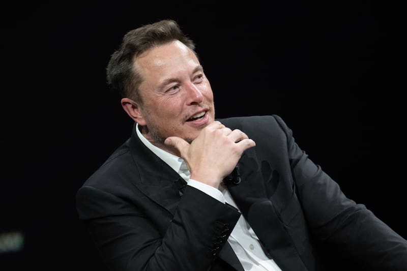 Elon Musk busca desafiar a OpenAI y Anthropic con la adquisicíon de Cursor.