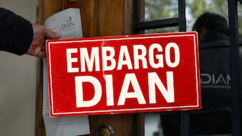 Es oficial: la DIAN visitará casa por casa y embargará las cuentas bancarias de las personas que estén en esta página web