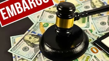 Confirmado | Embargan las cuentas bancarias y propiedades de los ciudadanos e inmigrantes que postergaron este trámite