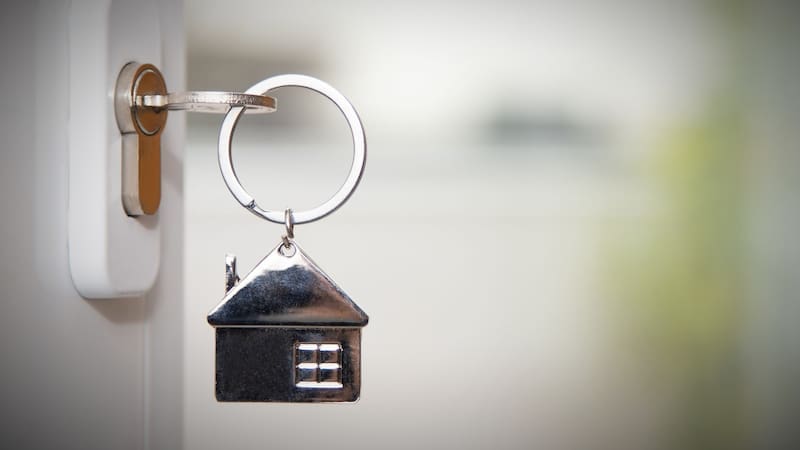 En determinados casos, el Código Civil y Comerical establece que las personas que alquilan una vivienda pueden dejar de pagar temporalmente sin tener que irse. Cuándo se aplica.
Fuente: Archivo
