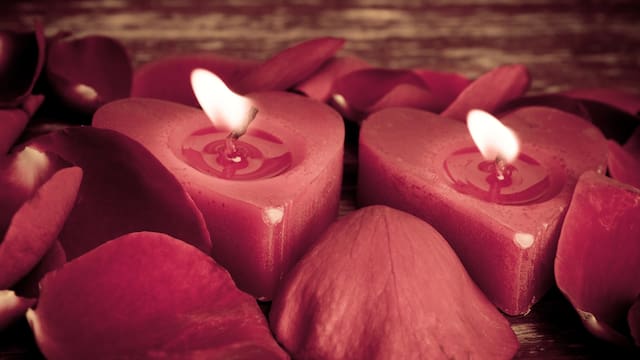 Endulzamiento: el ritual ancestral para atraer el amor que cada vez más personas practican