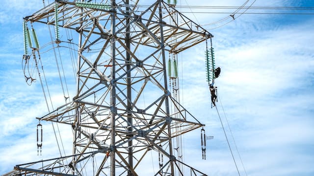 Prevé CFE arrancar 19 proyectos eléctricos en el primer semestre de este año