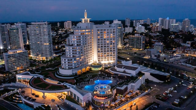 Dólar Punta del Este: la clave secreta de la suba del blue