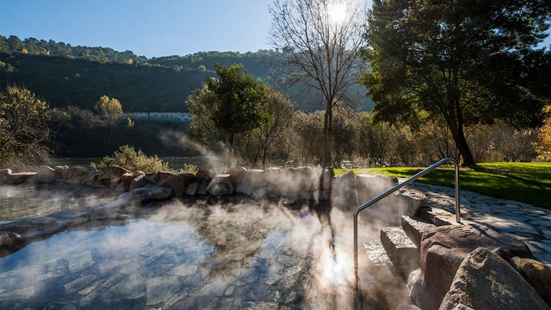 Entre paisajes montañosos y aguas termales gratis: el pueblo ideal para los jubilados y viajeros para descansar. Foto: Municipio de Ourense