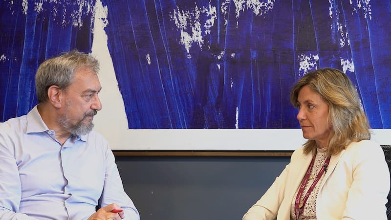 Anna Cohen es cautelosa con los mercados en EE.UU., atenta a la posibilidad de un fallo en contra de los aranceles que aplicó Donald Trump y a los pronósticos electorales no favorables a la Casa Blanca.