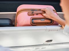 Alerta aeropuerto | Nuevas limitaciones para volar en avión: lista renovada de objetos prohibidos en el equipaje