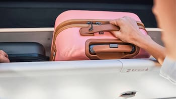 Alerta aeropuerto | Nuevas limitaciones para volar en avión: lista renovada de objetos prohibidos en el equipaje