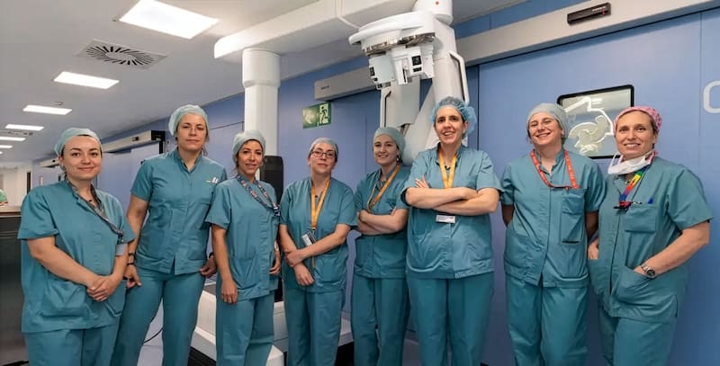 El procedimiento fue realizado por un equipo multidisciplinar del Cancer Center Clínica Universidad de Navarra tras un abordaje previo con tratamiento oncológico.