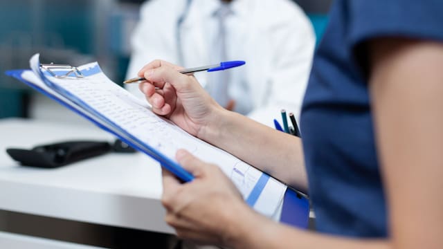 Es oficial | El Gobierno aprueba atención sanitaria para extranjeros sin residencia legal en el país